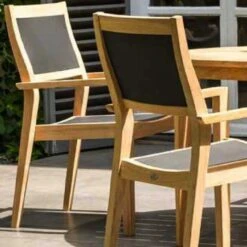 Roble 1.25m Round Dining Set -GardenChic Elegant Shop 1561126741 09813400