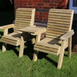 Ergo Love Seats Square