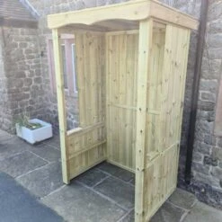 Small Poly Smoking Shelter