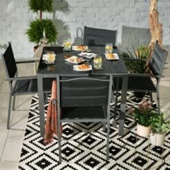 Sorrento Padded Dining Set With Parasol 4 Seater -GardenChic Elegant Shop sor 01 lifestyle rc 16
